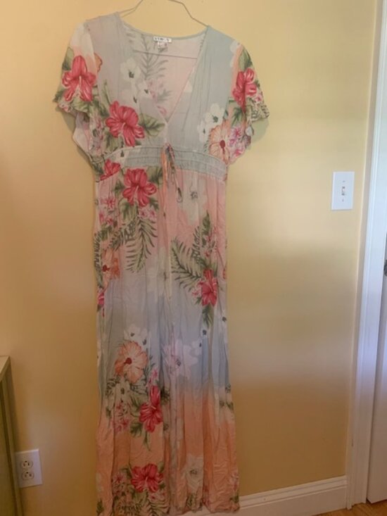 VENUS Dresses & Skirts - Venus Summer Floral Dress New Maxi, Size L